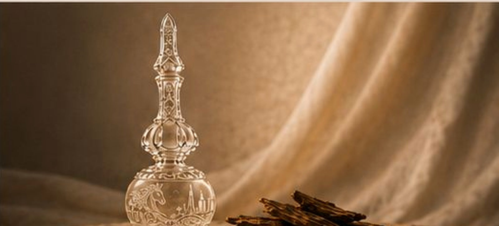 Balhowaimil oud and bottle